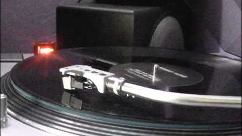 Johnny Kemp - Just Got Paid (The Count The Feet Mix)