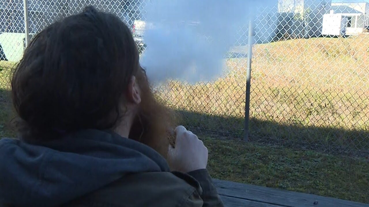 Report: High school students less interested in vaping this year - YouTube