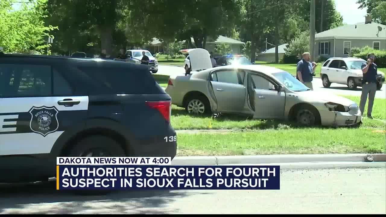 Authorities search for fourth suspect in Sioux Falls pursuit that ended ...