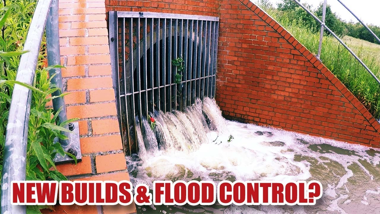 ⁣How do new houses handle SURFACE WATER run-off? SUDS drainage!
