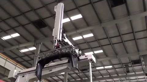 Car bumper/door/interior part taking out by big robot