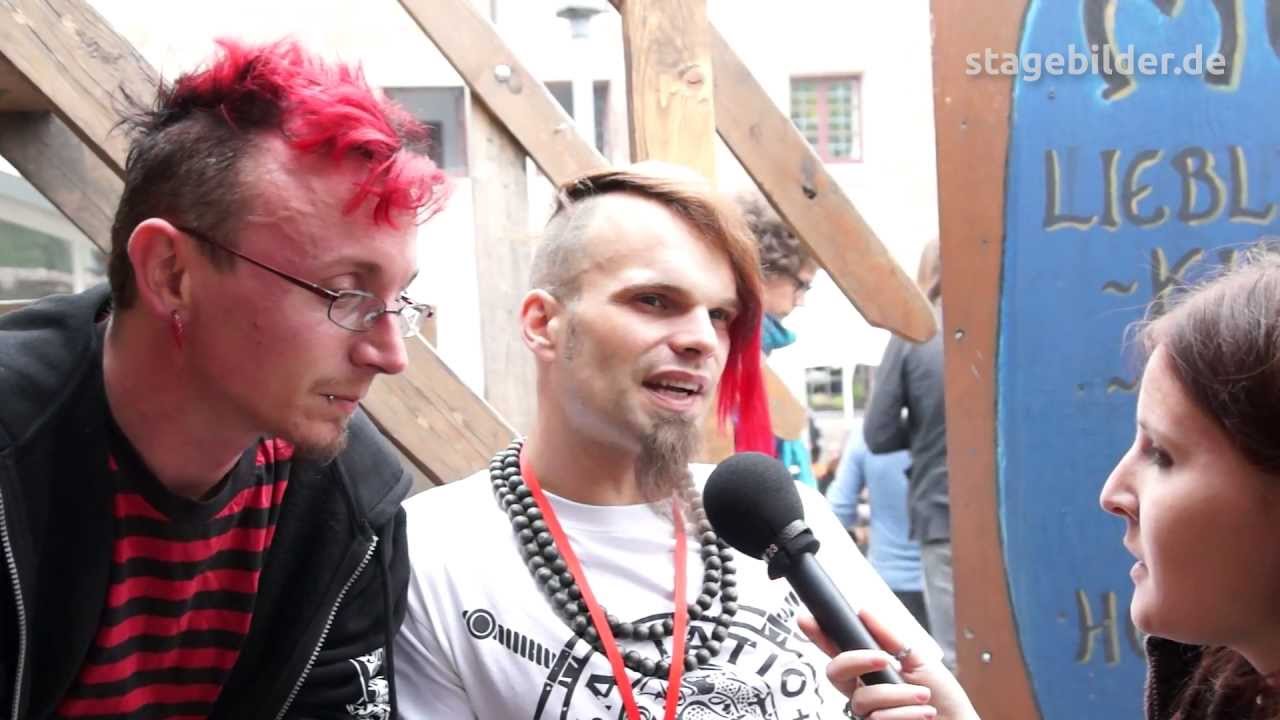 Stagebilder im Interview mit Saltatio Mortis 2013