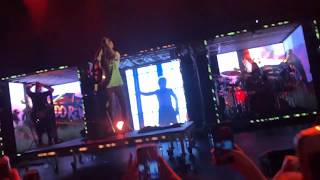 do re mi - Blackbear Live - DEAD 2 THE WORLD TOUR