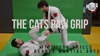 The Cats Paw Grip Game