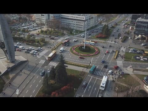 Wideo: Jak Dogadać Się Z Sąsiadami