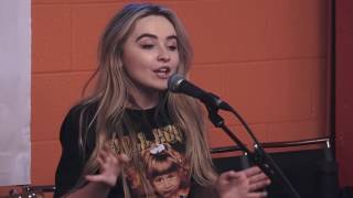 Sabrina Carpenter Performs "Thumbs" at Sky Zone!