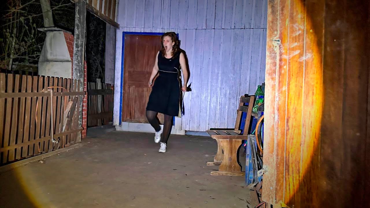 ОНА БЫЛА В ЗЛОСТИ НА ВЕЛИНГТОНА И НАПАДАЛА НА НЕГО ВО ВРЕМЯ СЛЕДСТВИЯ