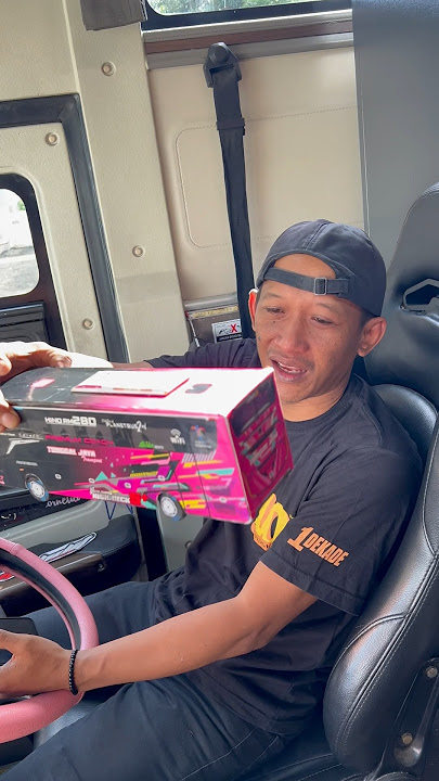 Download lagu KASIH MINIATUR BUS BLACKPING TUNGGAL JAYA KE CREW NYA #viral #busmania #basuri #comedy #shorts