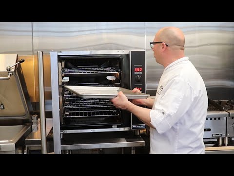 Video: Siapa yang membuat oven moffat?