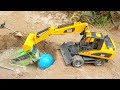 Car Toy Excavator Pretend Play with Balls.