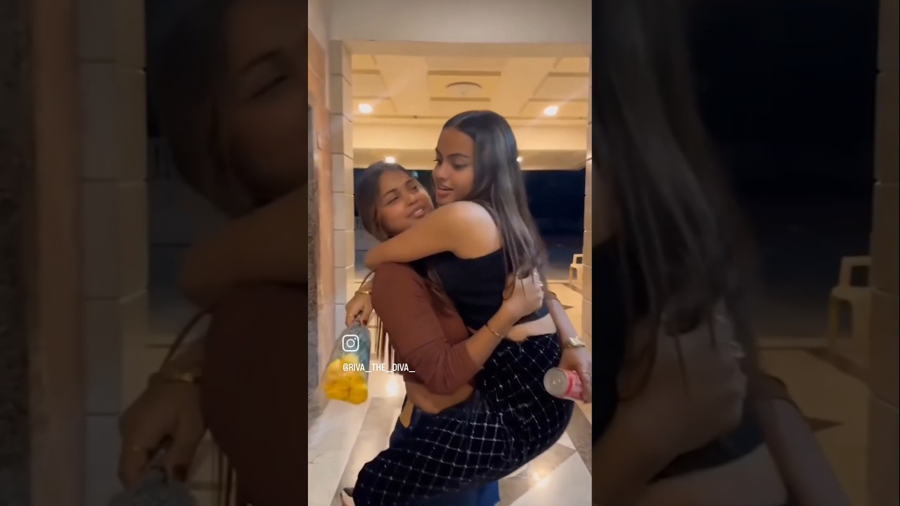 Sona dey, beauty khan and Riva playing lift carry and lift each other #celebrity #liftcarry