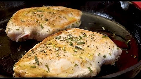 Pan Roasted Chicken Breast in 15 min with Rosemary...