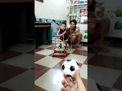 Mama Muda Ngajarin Anak Berjalan Part 1