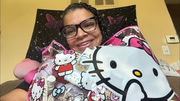 ASMR What’s in my Bag( Random items) *ramble* *soft spoken* *lofi* *tingles* *tapping* 