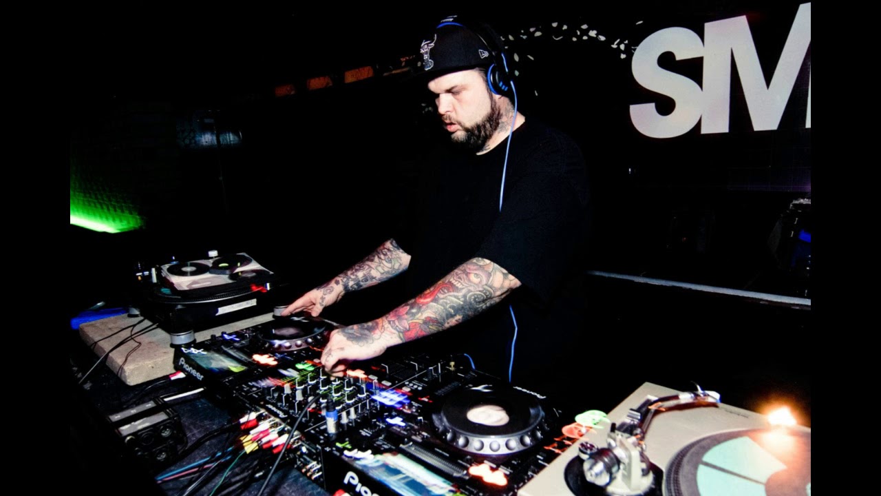 Dioptrics-Exclusive mix-Episode 323 -The Everyday Junglist Podcast