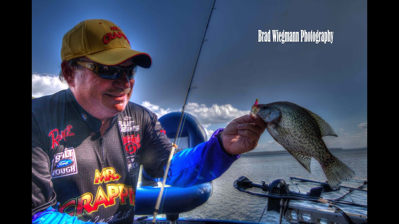 Lew's Pro Wally Marshall shooting docks for crappie 