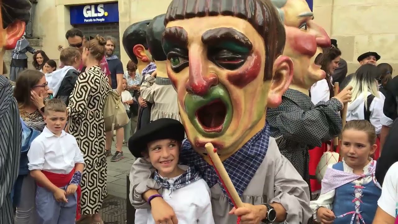 Gigantes y Cabezudos en Vitoria-Gasteiz. 5 de agosto de 2022