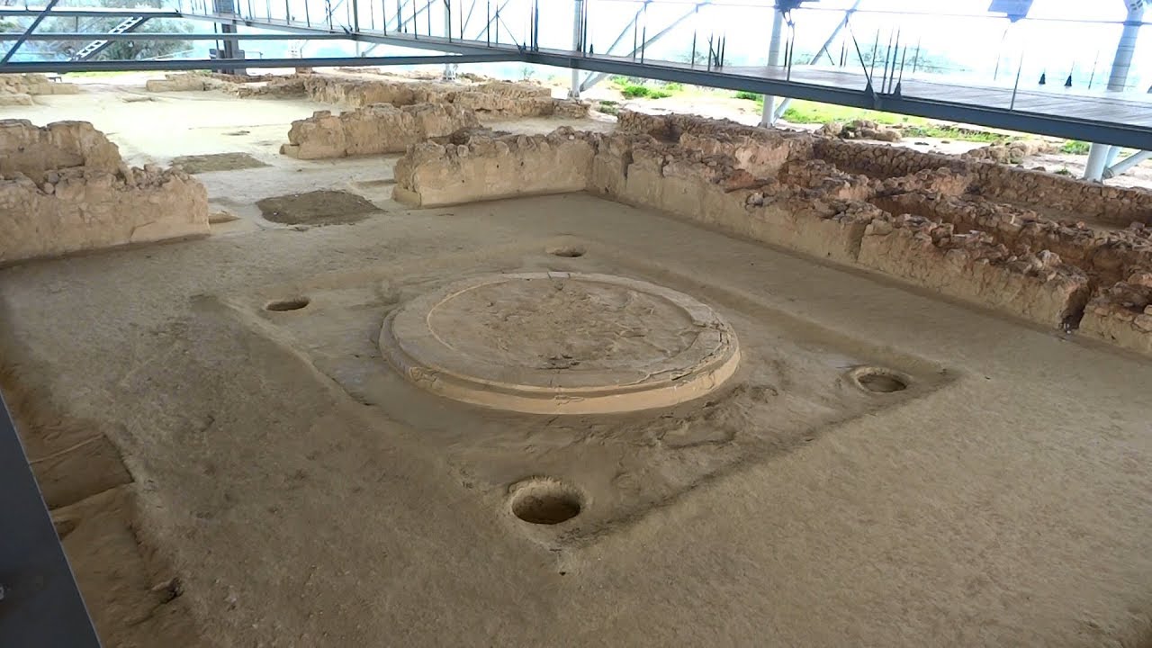 ΑΝΑΚΤΟΡΟ ΝΕΣΤΟΡΑ ΣΤΗΝ ΧΩΡΑ ΠΥΛΟΥ. PALACE OF NESTOR, PYLOS, GREECE.