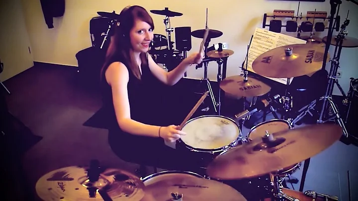 Foo Fighters - Bridge Burning (Nadine Cartwright D...