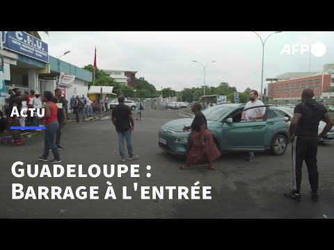 Guadeloupe: des soignants du CHU de Pointe-à Pitre ralentis, voire empêchés d'entrer | AFP