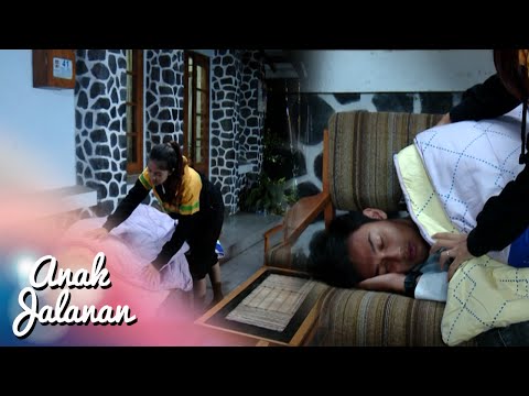 Romantisnya Raya Kasih Selimut Mondy Lagi Tidur Anak Jalanan 29 Jan 2016