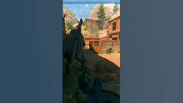 Am I invisible??#codsniping #callofduty #warzone2 #warzone #cod #hacker #mw2   #Invisibilityglitch￼