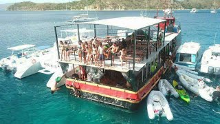 Jumping off Willy T Norman Island BVI  Bar Tour