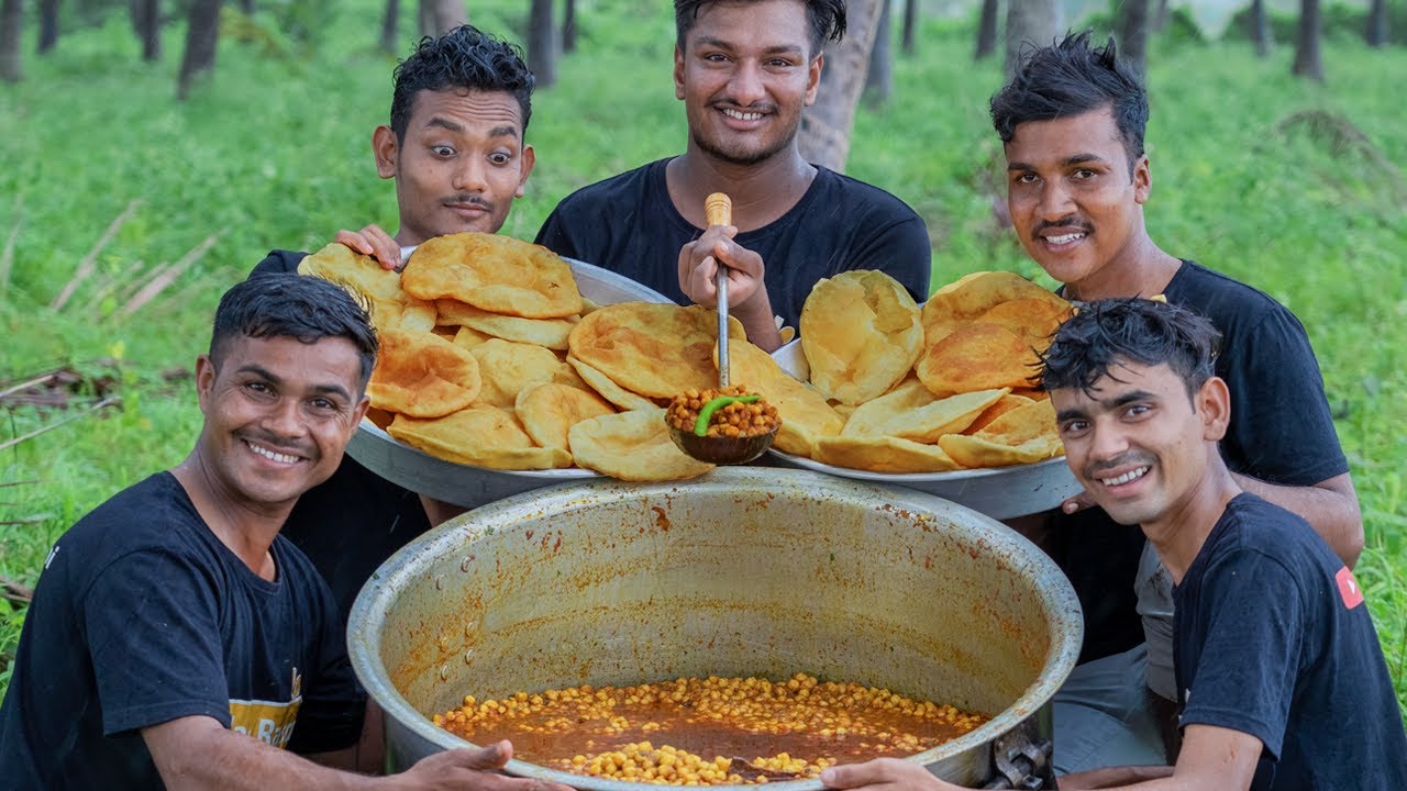 CHOLE BHATURE | Chole Bhature Recipe | Soft Bhature Recipe | Village Rasoi