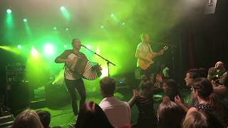 Folkshilfe - Maria Dolores - Live im Orpheum 2017 chords