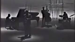 Video thumbnail of "Thelonious Monk  - Bolivar Blues"
