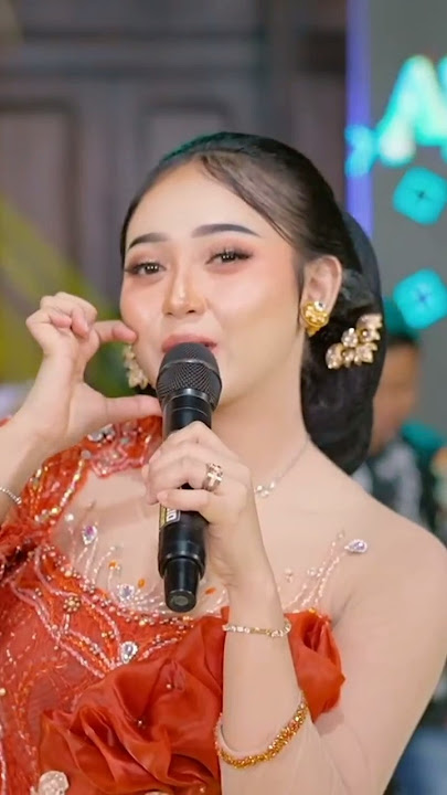 Silvy Kumalasari - Cinta Merah Jambu | aku berdandan hanya untuk kamu aku bersolek hanya untuk kamu