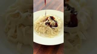 Make lunch with me 🥣🩷 #momofuku #tiktokshop #tiktokshopaffiliate #tiktokshopaffiliateprogram