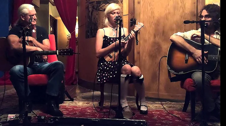 Rhonda Roberts at Dean's Downtown