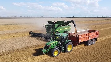 John Deere s680i combining winter wheat 2021, John Deere 6150r