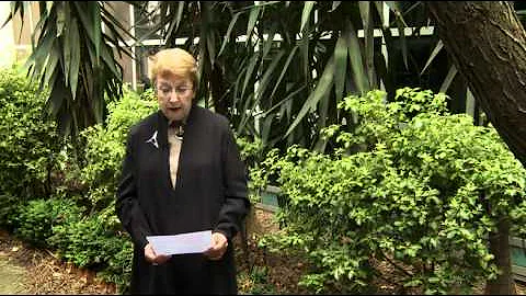 The Voyage: Jennifer Strauss reading 'Driving to S...