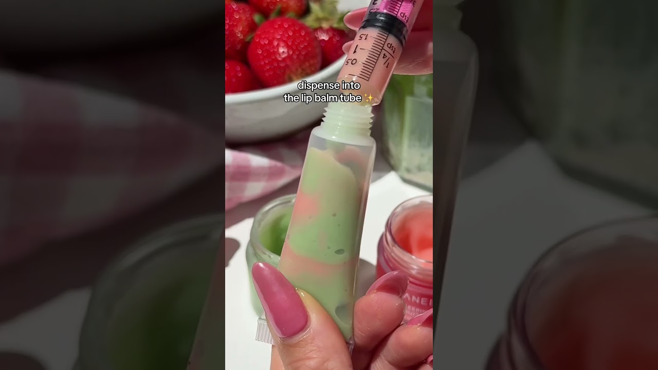 DIY A NEW FLAVOR: STRAWBERRY MATCHA LIP SLEEPING MASK 🍓🍵