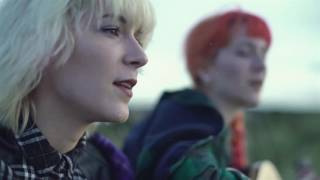 Video thumbnail of "Morning Has Broken - MonaLisa Twins (Cover)"