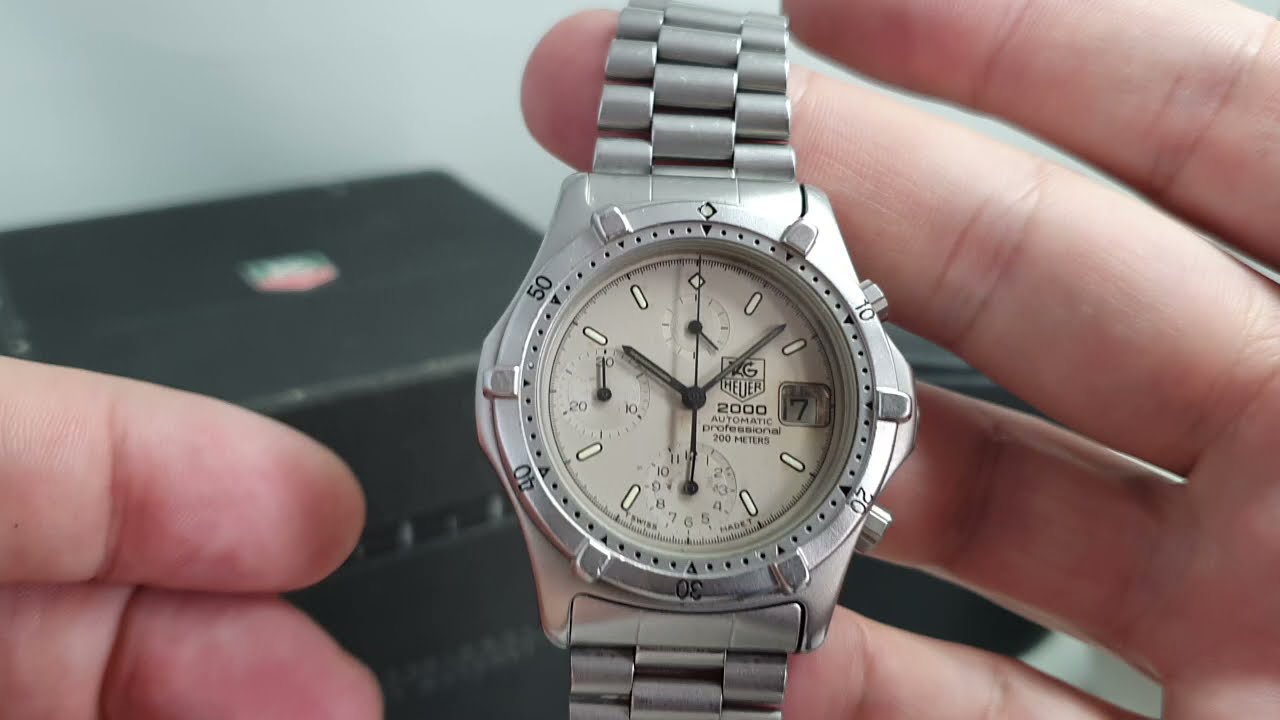 c1988 TAG Heuer 2000 men's vintage Automatic Chronograph watch