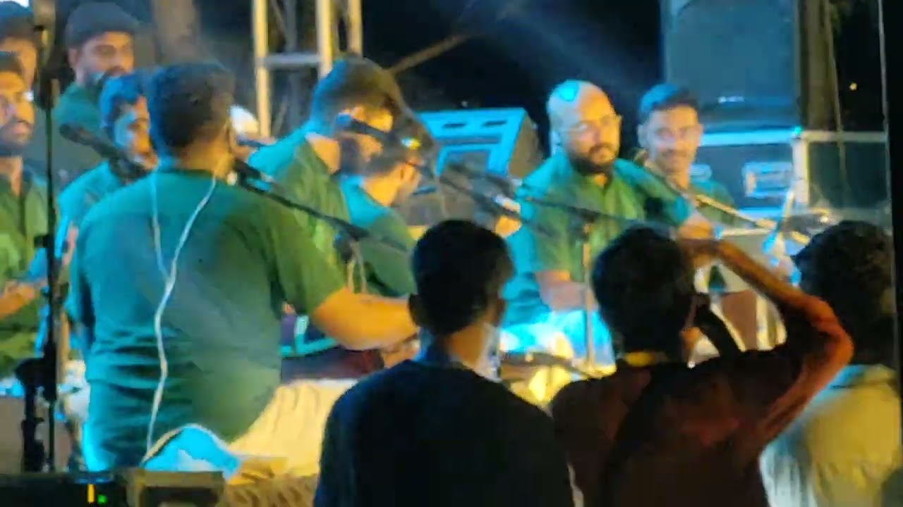 Nandagovindam Bhajans