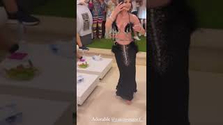 الفنانه رانيا يوسف ترقص مع الرقصه جوهره 😍😍😍❤❤❤