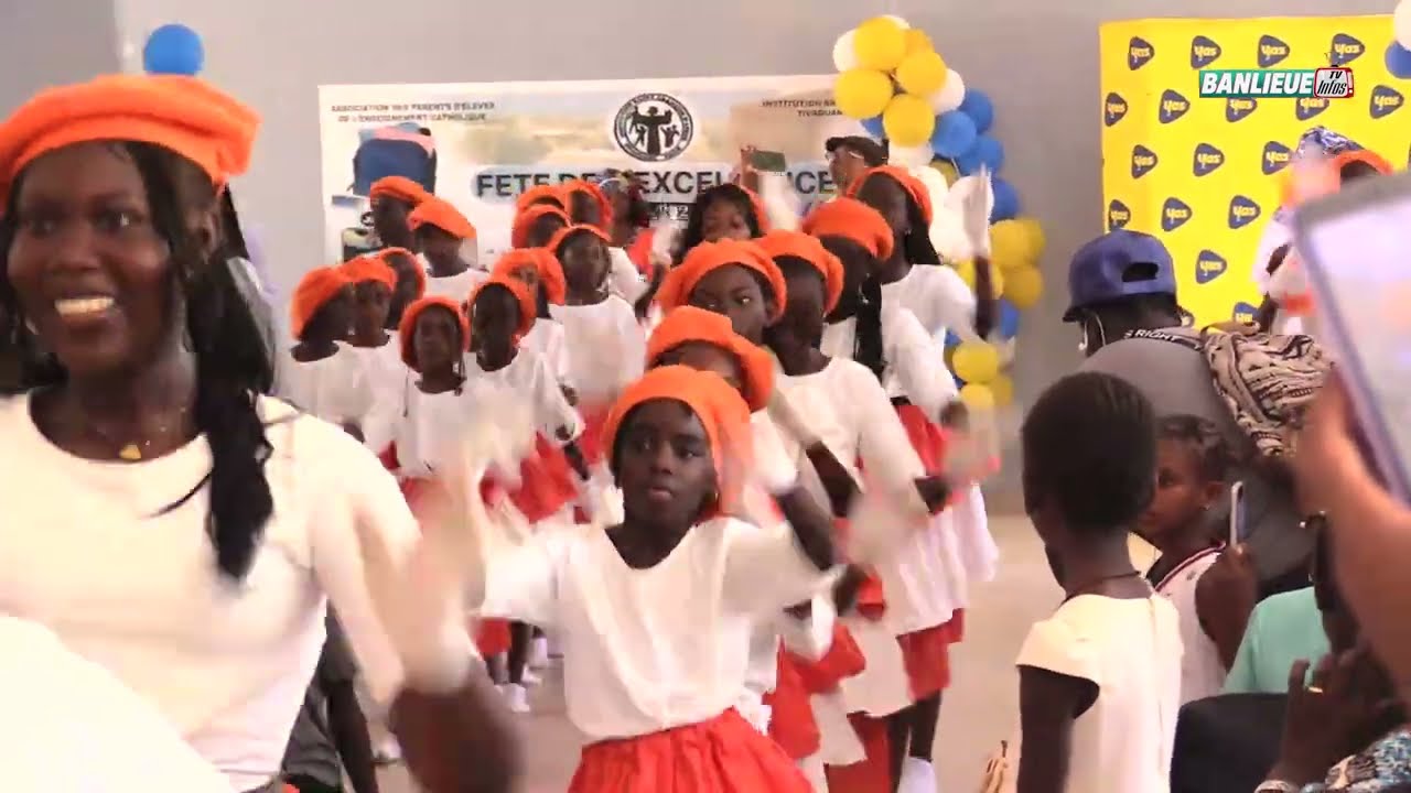 MAJORETTES l’institution Saint François d’assise de Tivaouane Peul