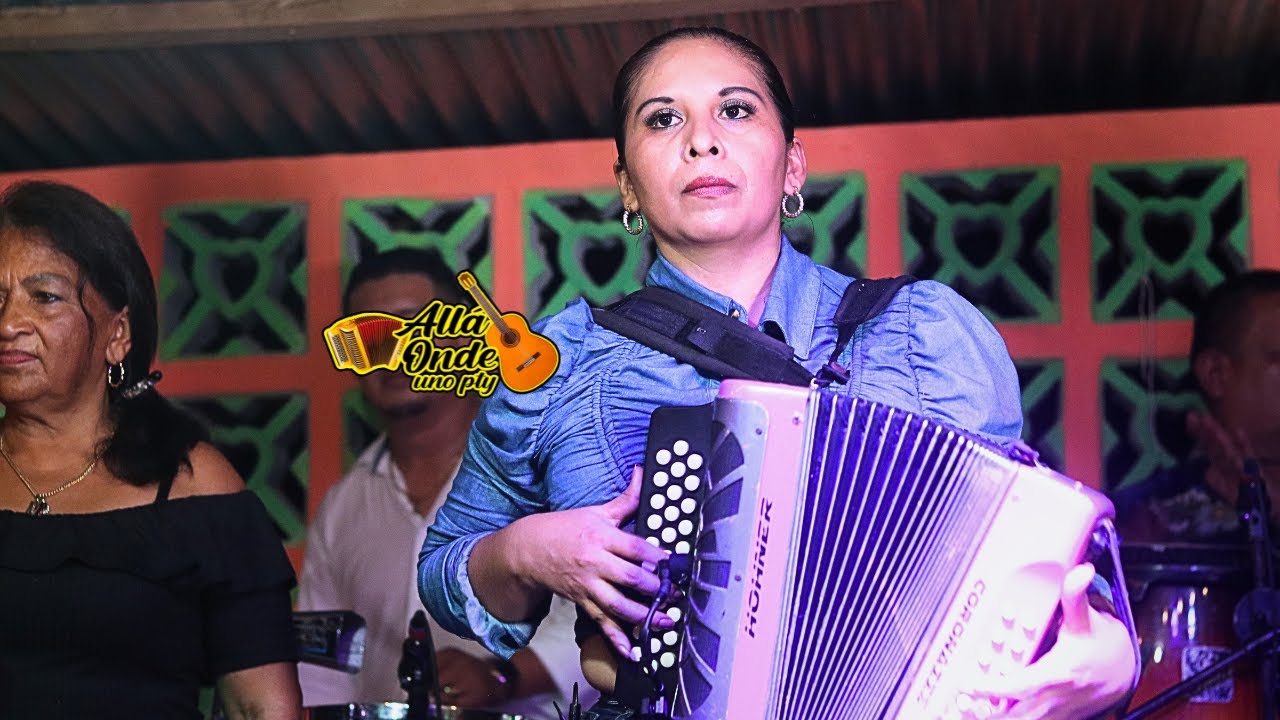 ILIANA BENITEZ TUS OJITOS ME VUELVEN LOCO DESDE RIO INDIO DE CAPIRA /Fiesta de Toñito Moran