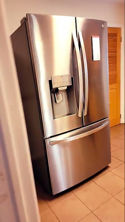 Getting Naked In The Kitchen!