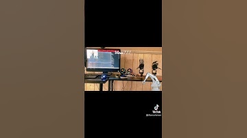 First time using computer vision with the help from ChatGPT 4 to move robotic hands ….