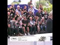 Le charmant Mario Martone au photocall de "Fuori" au Festival de Cannes 2025 !