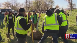 Local volunteers plant trees to celebrate Arbor Day in Hartford