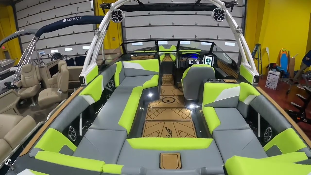 2022 Tigé Z3 in Vivid Volt & Graphite, Video Walkthrough 