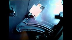 POLO 6R. Glove box light switch in action.