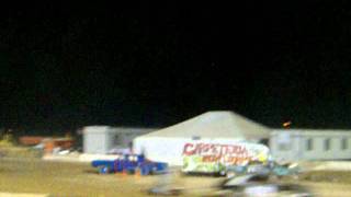 A V FAIR TRAILER RACES 2011
