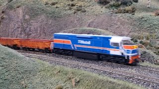 Westrail L class operating freight through swan view